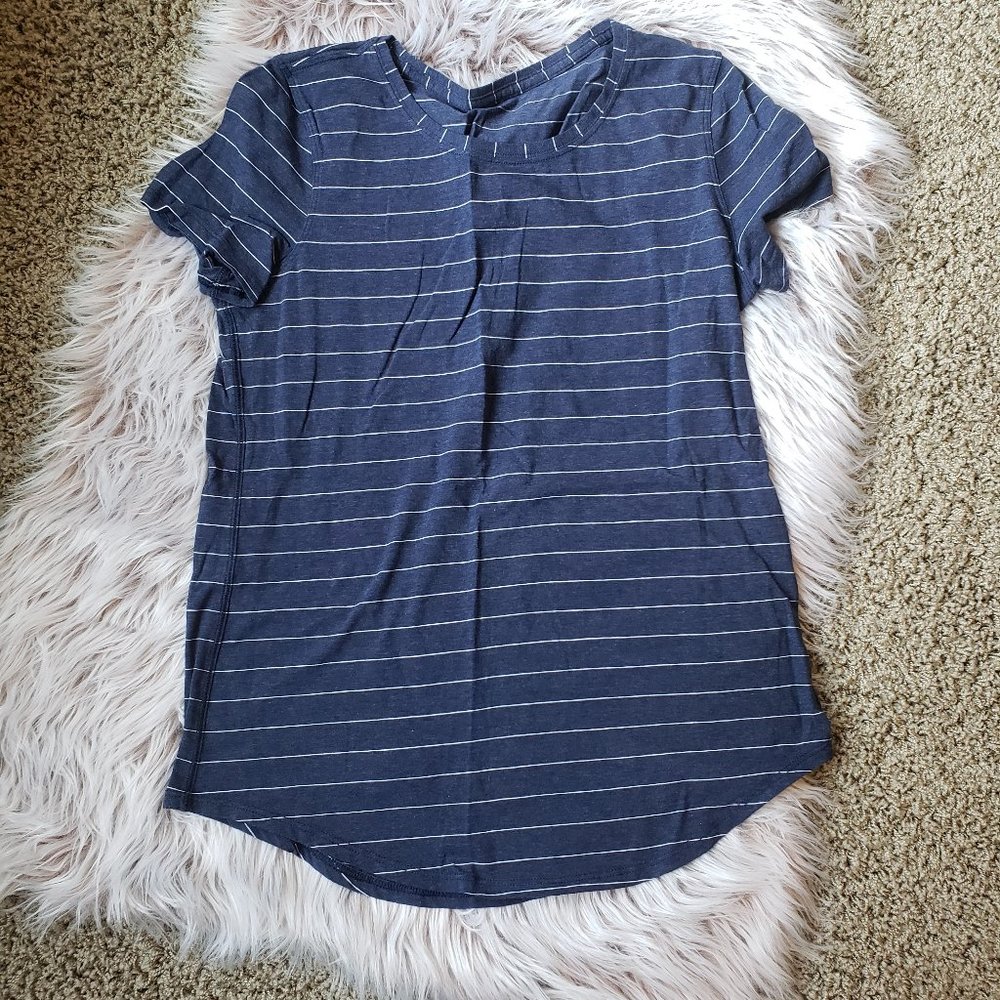 Lululemon Love Tee  Size 4
